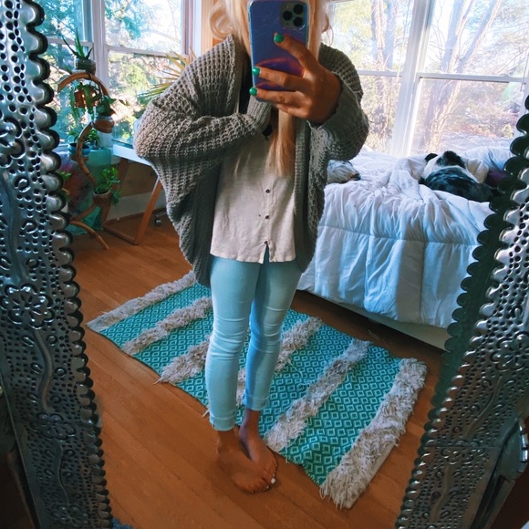 American Eagle Outfitters Sweaters - AE Batwing Taupe Jada Cardi ✨